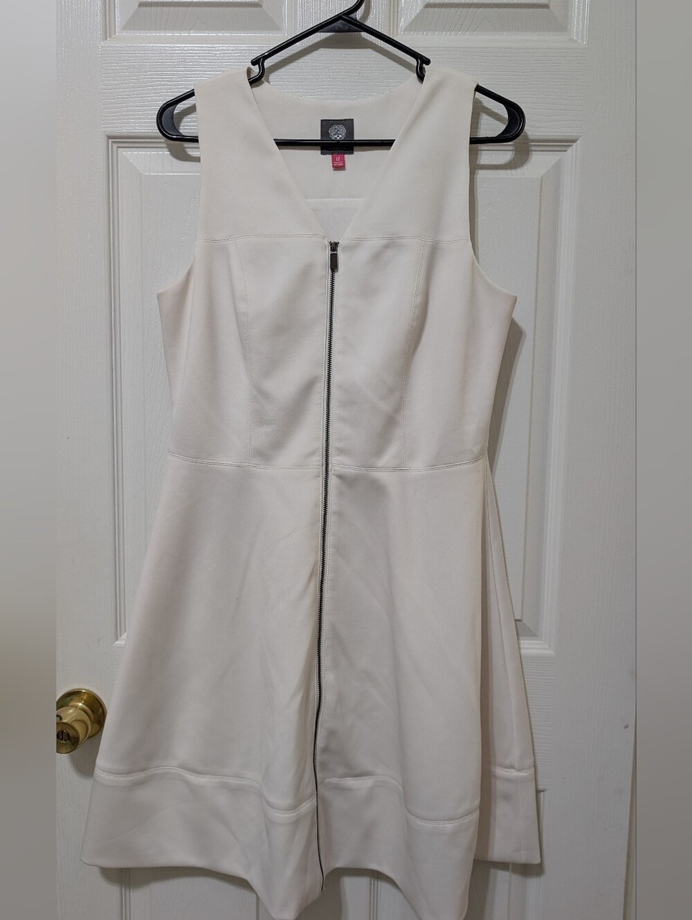 Vince Camuto Off-White Sleeveless V-Neck Zip Front Mini Dress Size 12